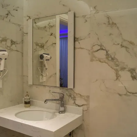 Ξενοδοχείο Red Hill